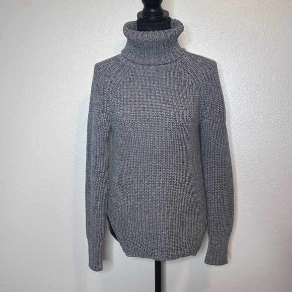Alp-n-Rock Simone Gray Knit Sweater Size Small - Picture 1 of 10